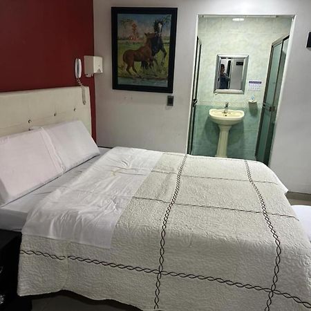 Hotel Bosque Chapinero Богота Экстерьер фото