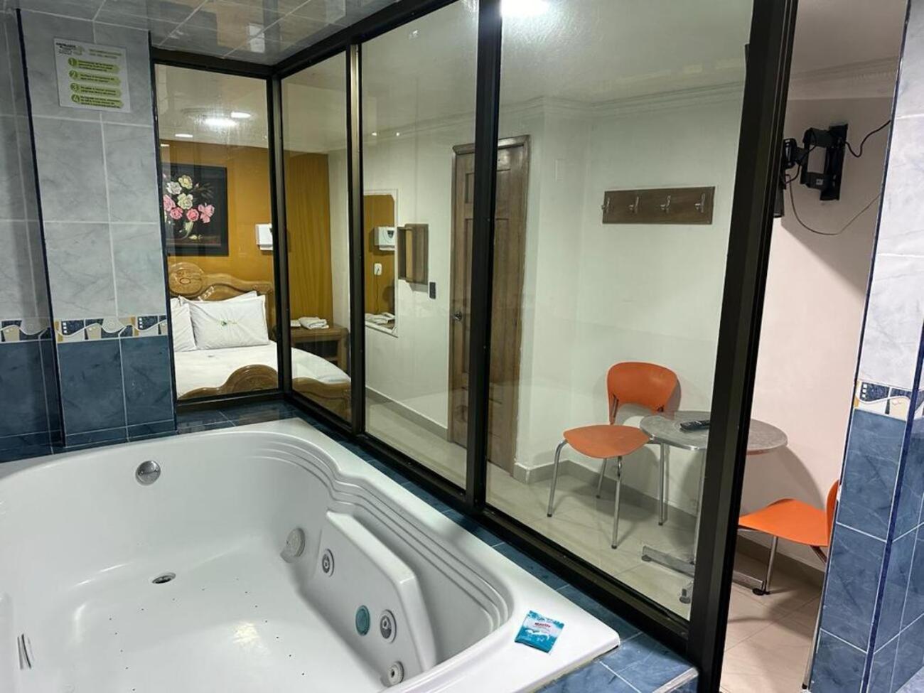 Hotel Bosque Chapinero Богота Экстерьер фото